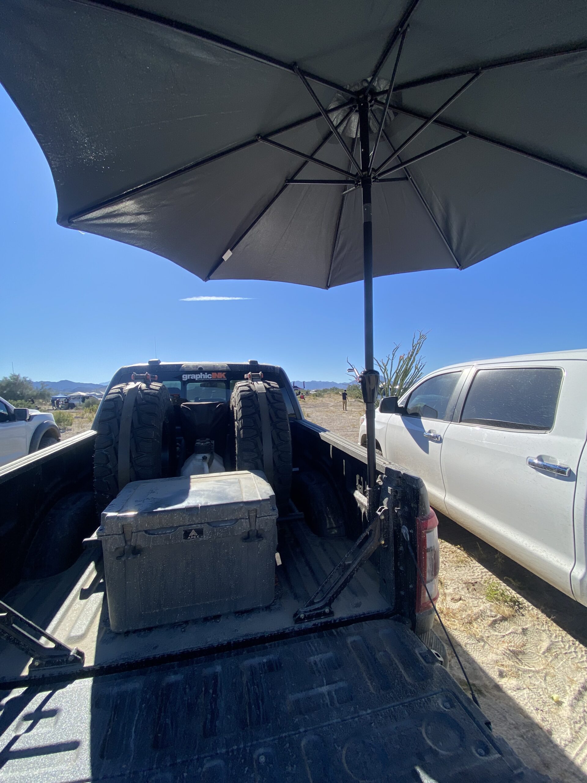Truck Tailgate Umbrella Kit